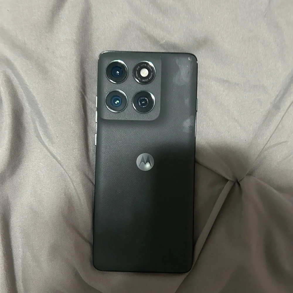 Samsung Smartphone with Black and Gray Design